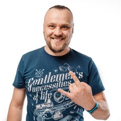 Александр Громов